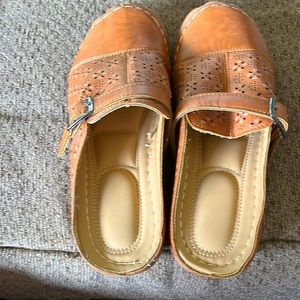 Shoes, soft vinyl, Redish Brown,